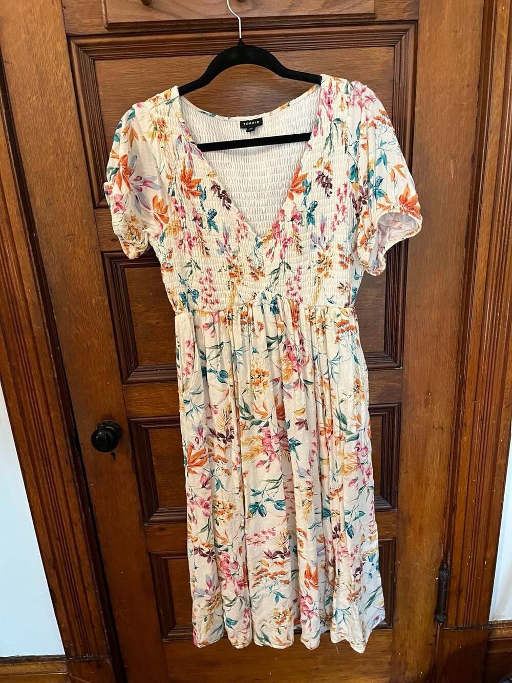 Torrid Floral Smocked V-Neck Midi Dress Size 00